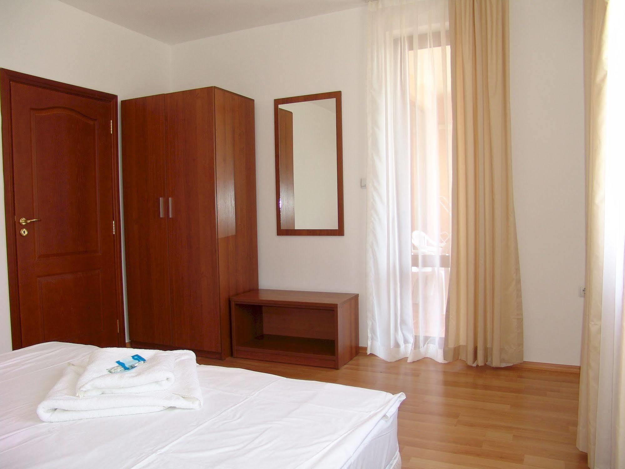Apart Hotel Kasandra Сонячний Берег Екстер'єр фото